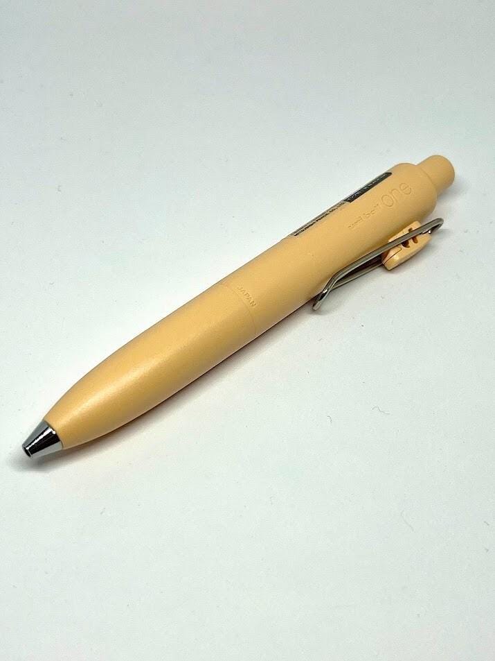 UNI-BALL ONE P Kohakutou  Color Limited Edition Papaya 0.38mm Black Ink