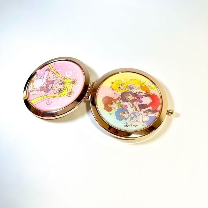 Sailor Moon Retro Design Compact Pocket Mirror - Limited Edition