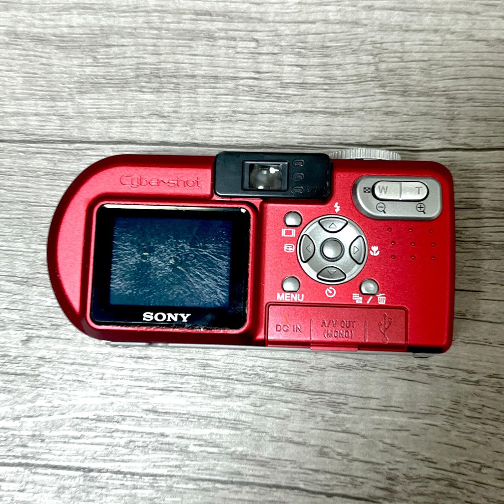 Sony DSCP8 Cyber-shot 3.2MP Digital Camera- Tested -Works  -Read Description-