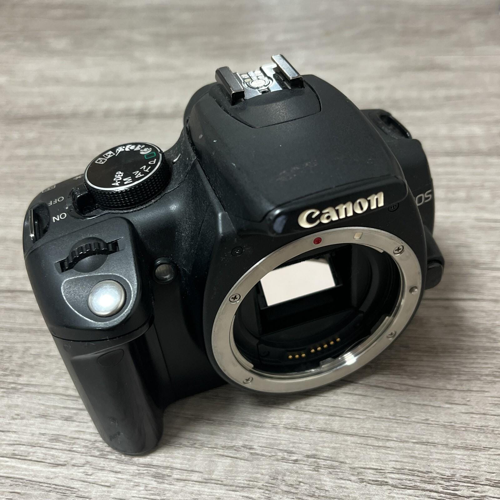 Canon EOS Kiss Digital N Digital Camera (Body Only, No Battery) - Not Working