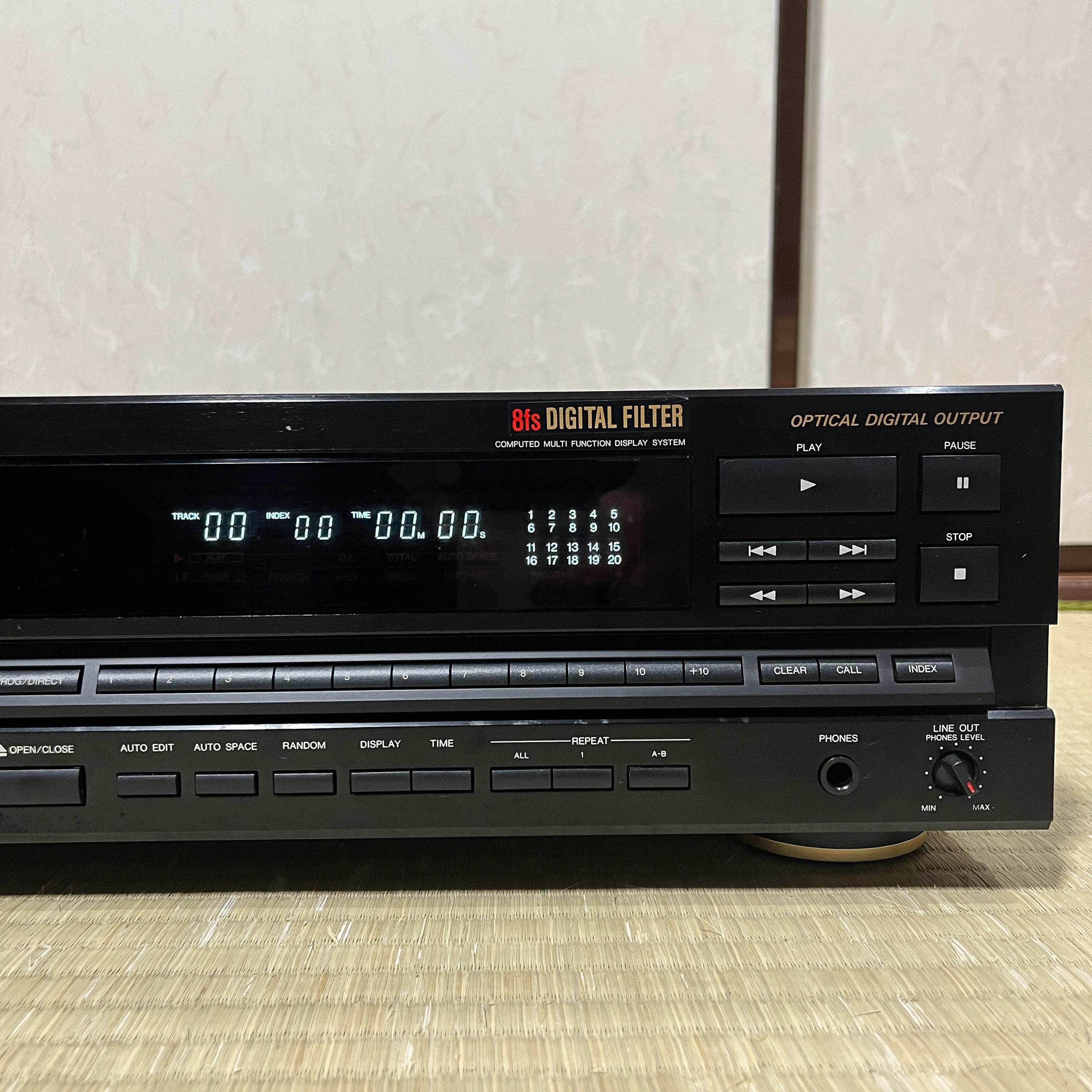 Denon DCD-1510 High-End Vintage Compact Disc Player • 20-bit SLC • 8x Oversampling • Optical Digital Output