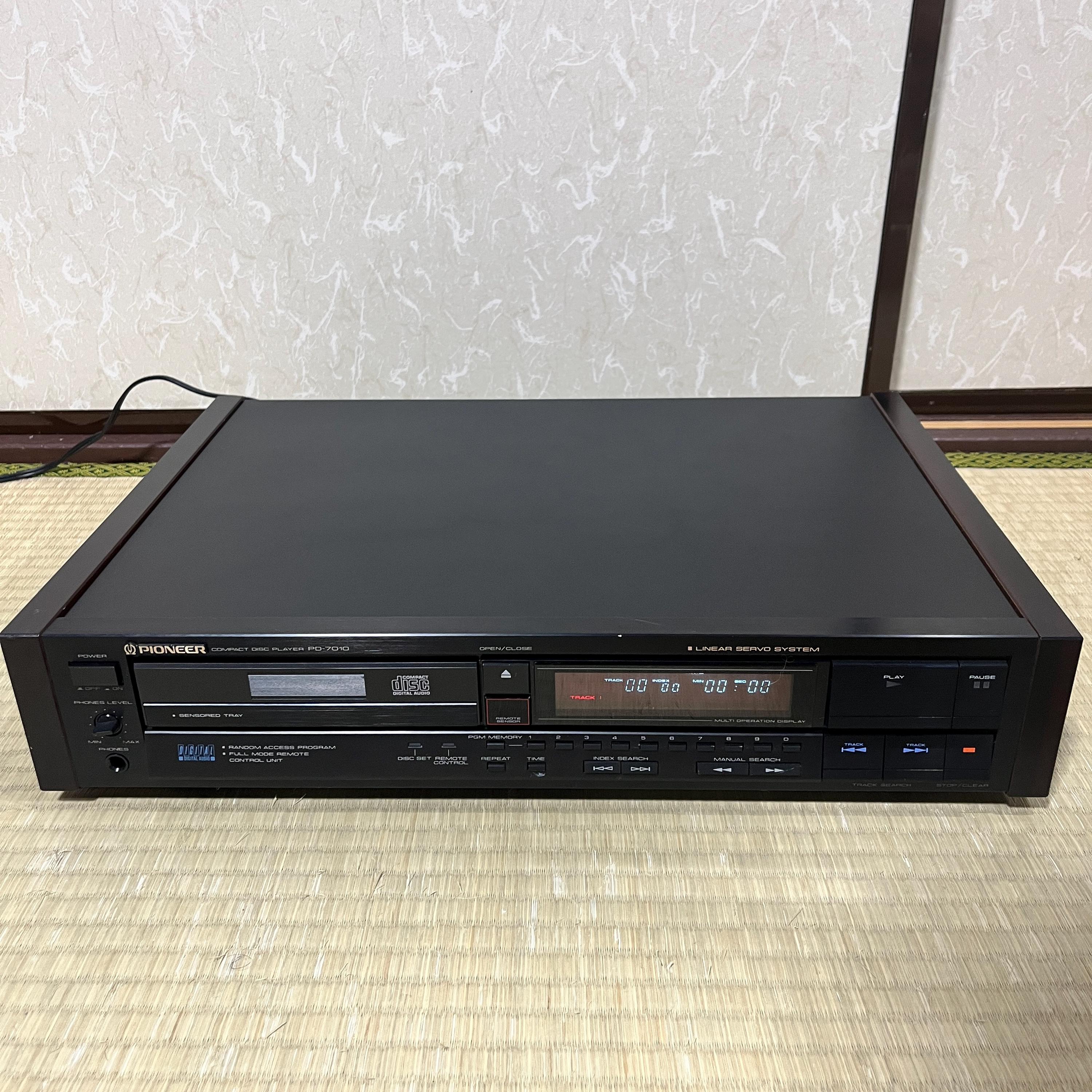 Vintage Pioneer PD-7010 Compact Disc CD Player – Fully Working, 1980s Hi-Fi Stereo Audio Component