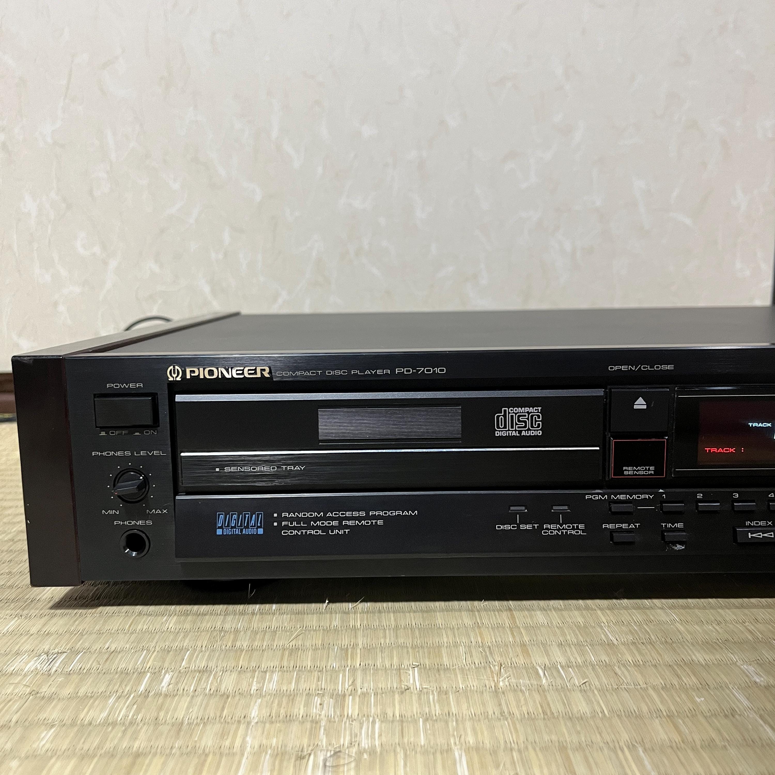 Vintage Pioneer PD-7010 Compact Disc CD Player – Fully Working, 1980s Hi-Fi Stereo Audio Component