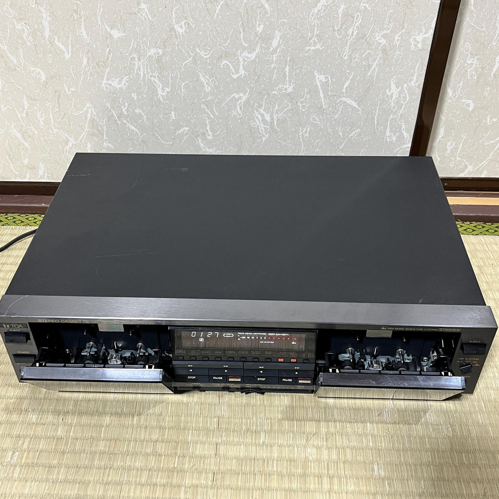 Vintage TOA FD-90 Auto-Reverse Stereo Cassette Deck