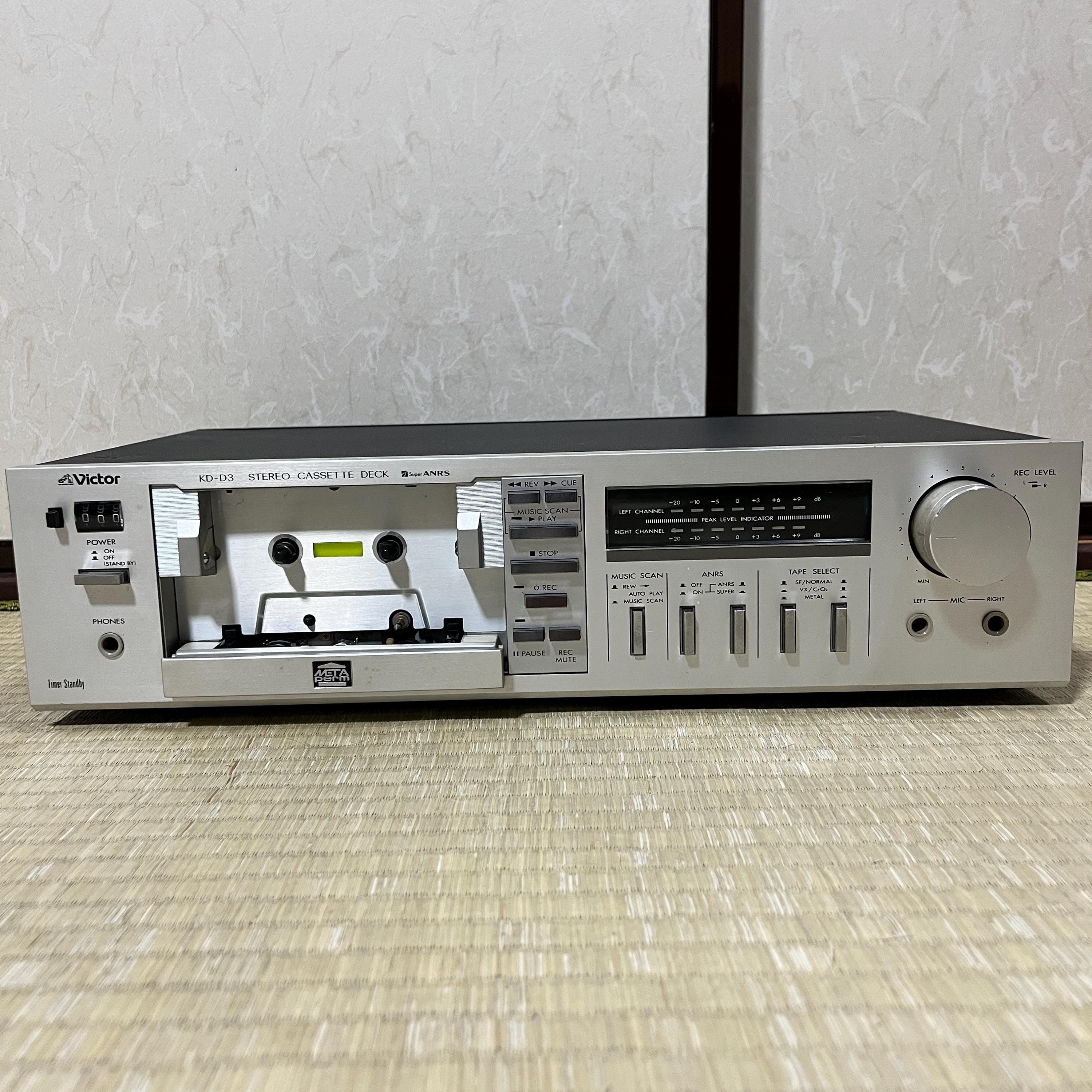 Victor KD-D3 Stereo Cassette Tape Deck | Powers On | Needs Service