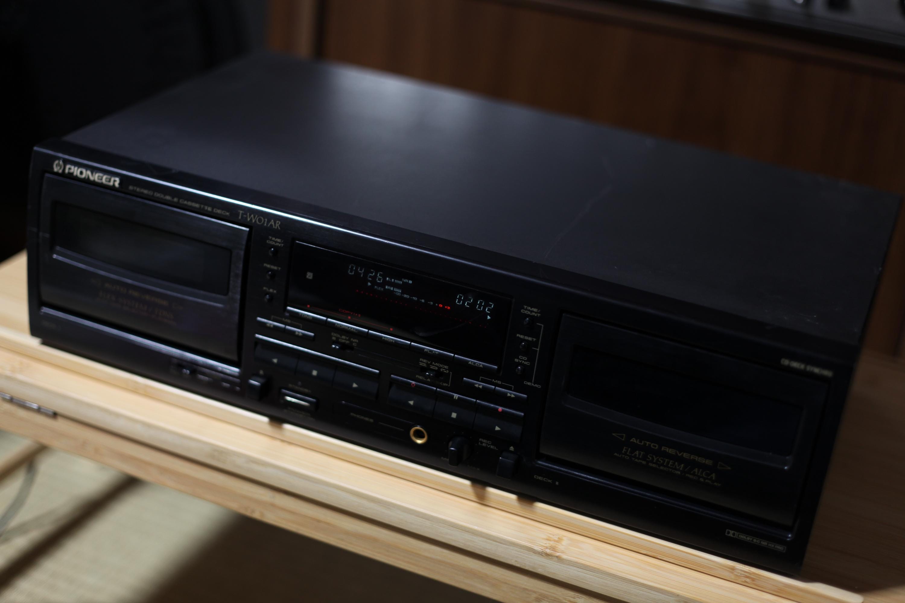 Pioneer T-W01AR Stereo Double Cassette Deck – Working Condition Vintage Hi-Fi Japan
