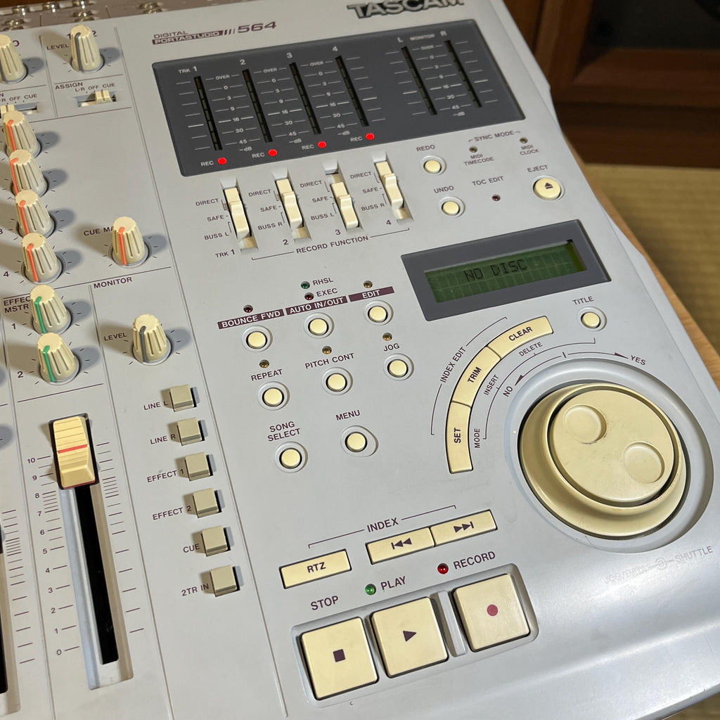 TASCAM Portastudio 564 Digital Multitrack Recorder | MD Recorder / Audio Mixer | Powers On