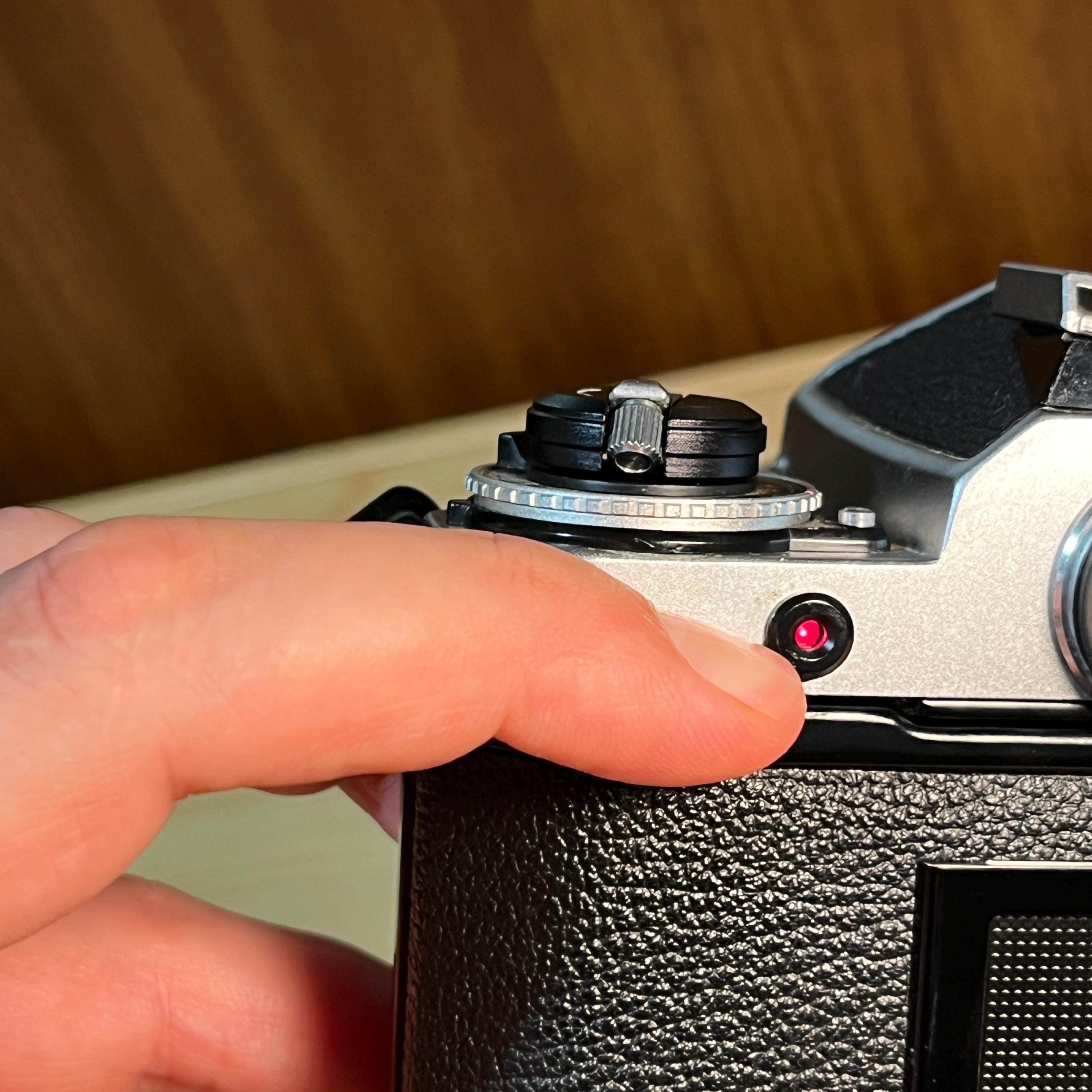 Nikon FE 35mm Film Camera | AF Nikkor 35-70mm Lens | Partial Shutter Issue | as-is